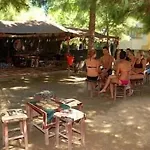 Flora Ξενοδοχείο Soğucak