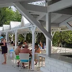 Ξενοδοχείο Flora Soğucak