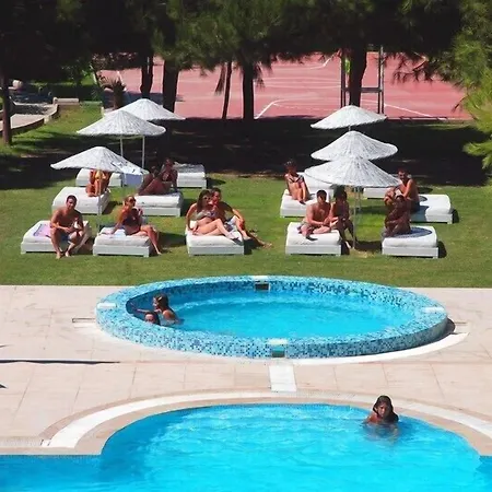 Hotel Flora 3*