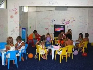 Flora Ξενοδοχείο