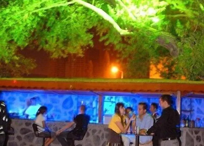 Flora Ξενοδοχείο Soğucak