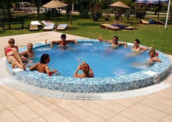 Flora Ξενοδοχείο Soğucak